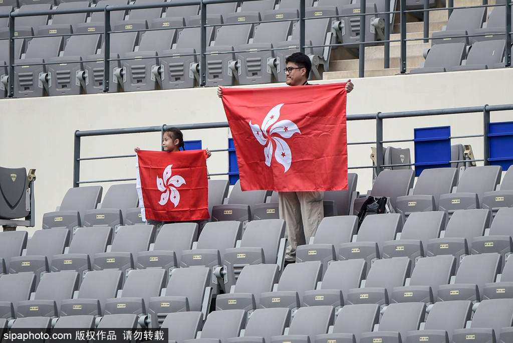 苏格兰冠军联赛_山东泰山逆袭亚泰：瓦科与陈蒲双响苏格兰冠军联赛，红牌风波引发战术调整
