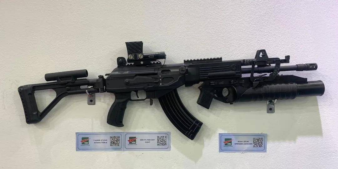 皇冠皇冠平台_越南新步枪参加联合军演皇冠皇冠平台，担心中国偷学技术，结果频繁卡壳到炸？