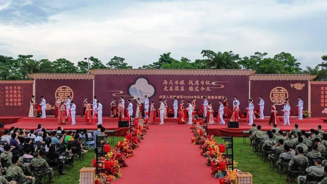 英格兰超级联赛_恭喜英格兰超级联赛，他们结婚了！